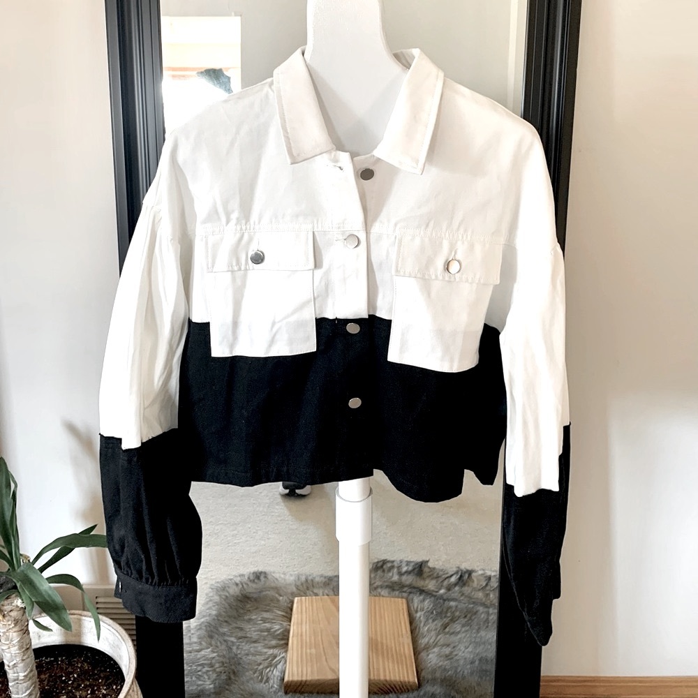 HYFVE Black & White Colorblock Cropped Jacket